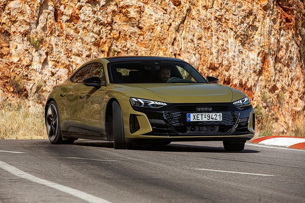 AUDI e-tron GT