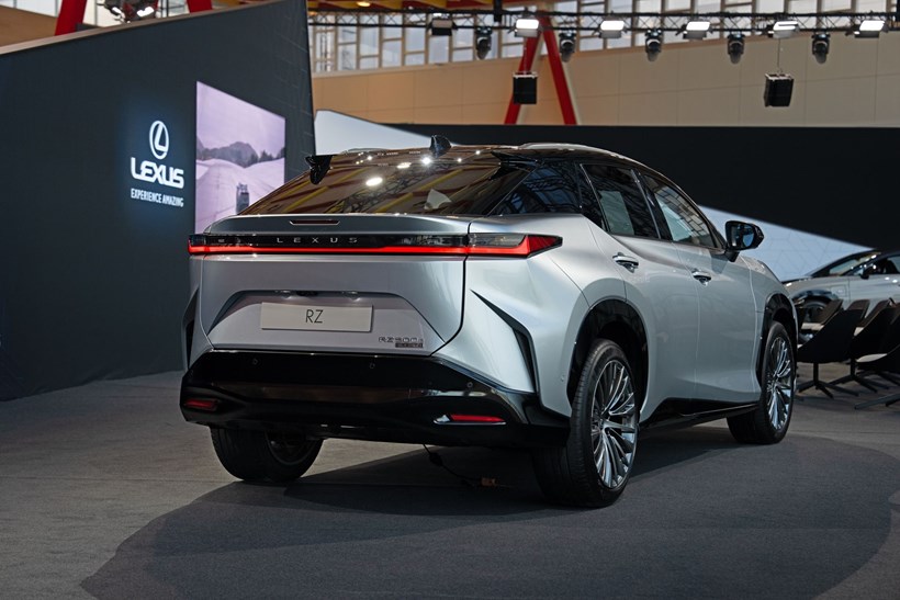 Lexus RZ 500e
