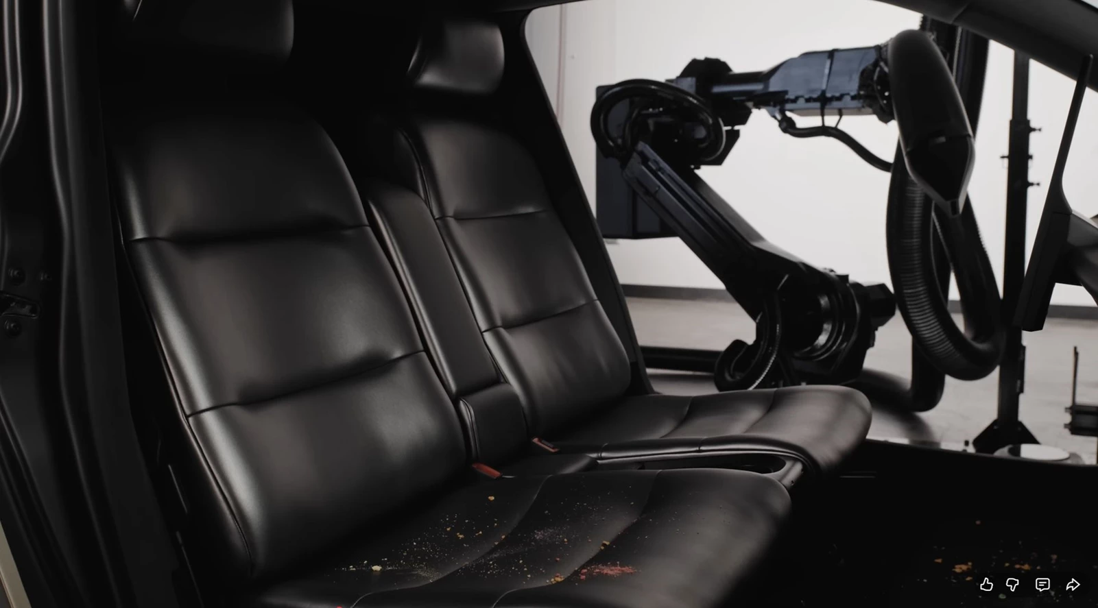 Tesla Robotaxi χρέωση καθαρισμού