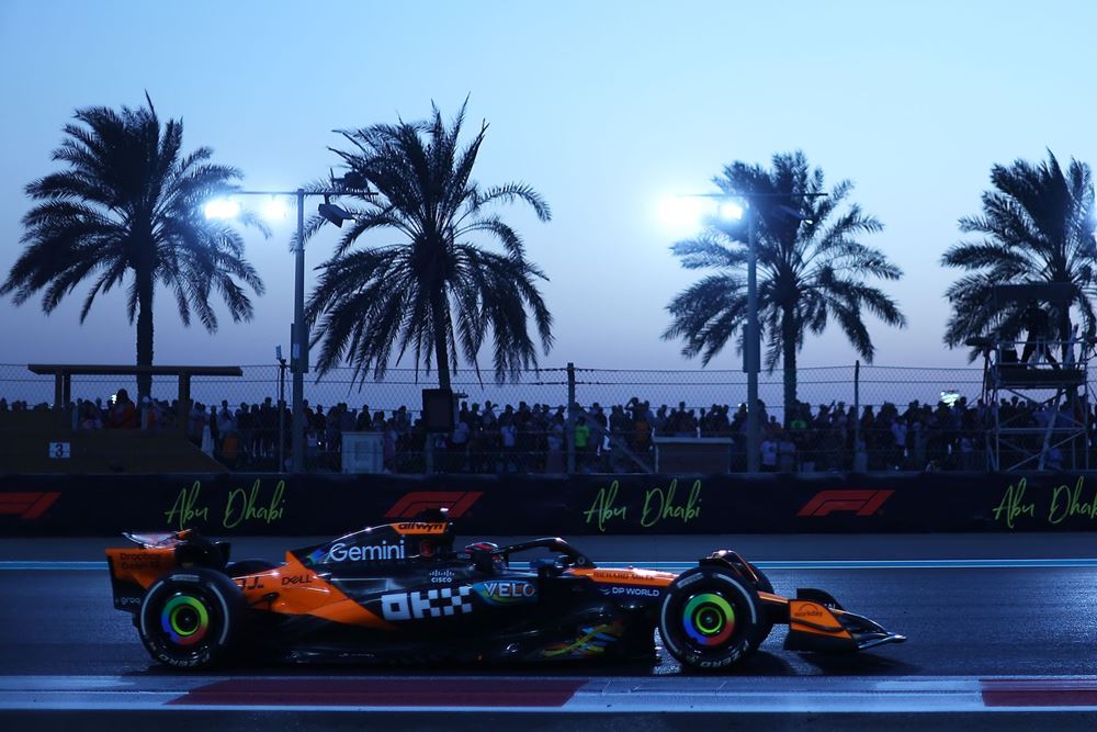 F1 GP Άμπου Ντάμπι Αγώνας Κυριακής