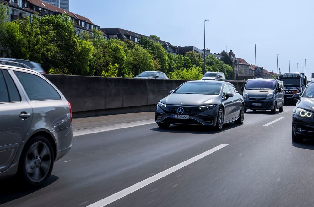 Mercedes drive pilot autonomous