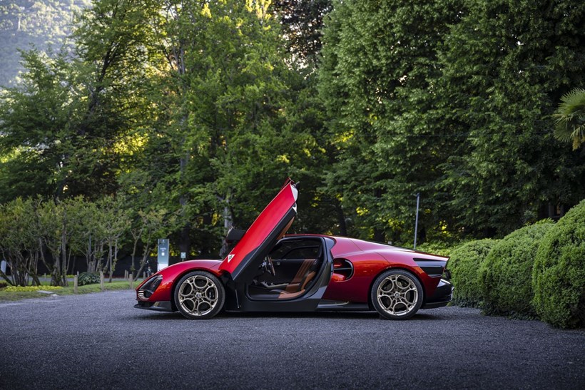 Alfa Romeo 33 Stradale Villa d'Este