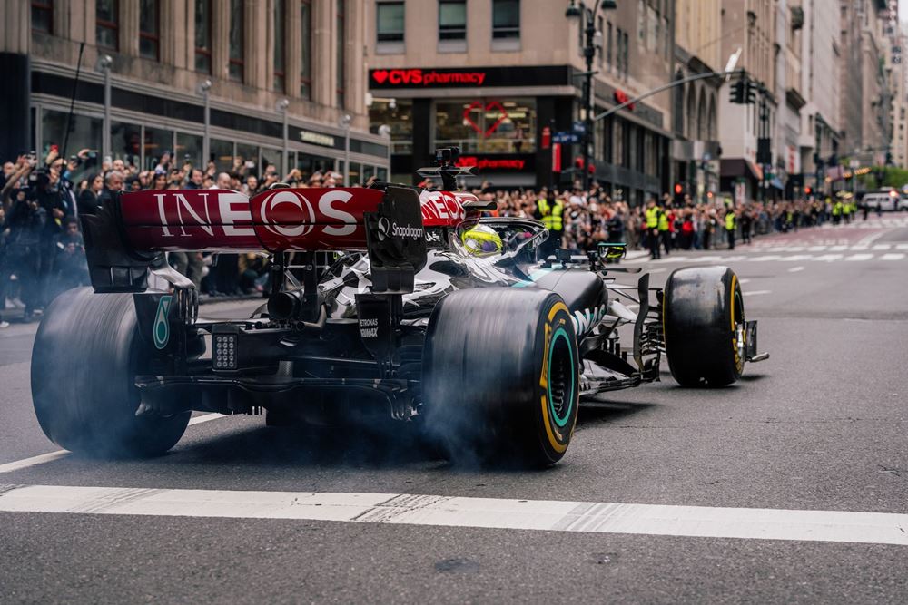 Mercedes F1 5η Λεωφόρος Νέα Υόρκη Empire State Building