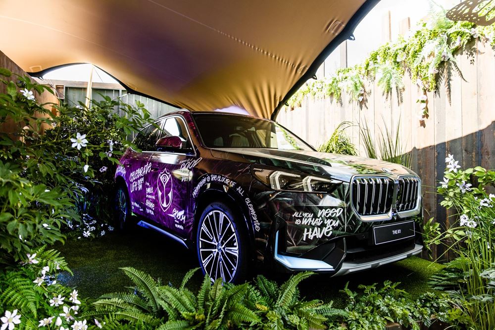 BMW iX1 x Steve Aoki Τomorrowland