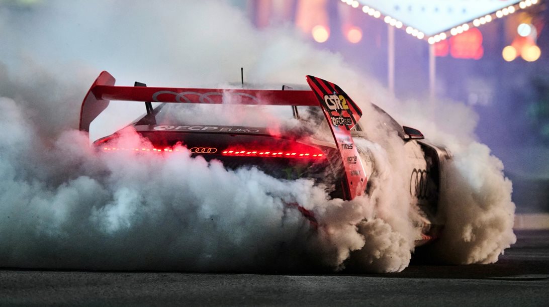 Τσικνοπέμπτη με αυτοκίνητο: Πώς γίνεται-πόσο κοστίζει