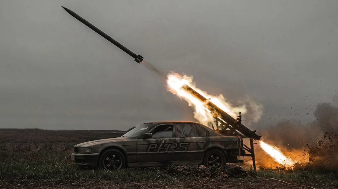 Πώς μια BMW Σειρά 7 έγινε εκτοξευτής ρουκετών στην Ουκρανία (video)