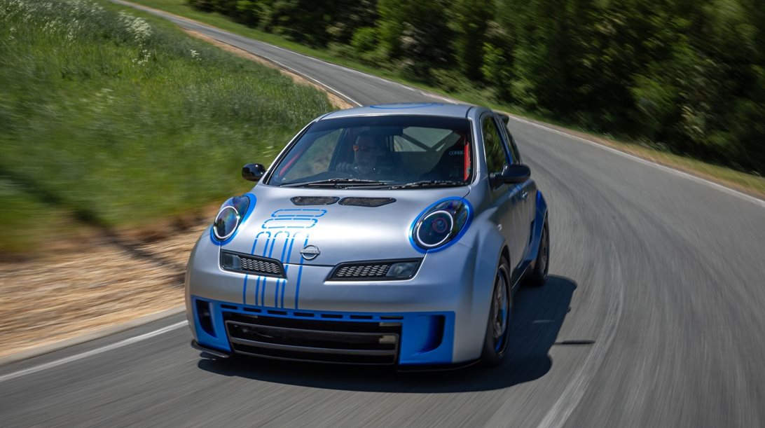 To Nissan Micra 350 SR restomod είναι το πιο ακραίο hot hatch της φίρμας