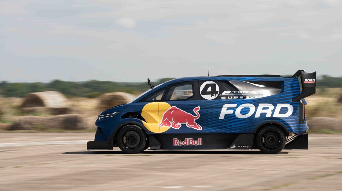 Video: Ποιος νίκησε στην κόντρα dream team της Red Bull