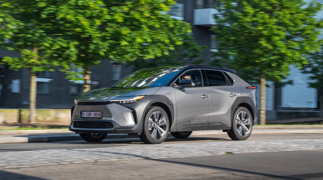 Τι πάει στραβά με τις ονομασίες των ηλεκτρικών μοντέλων