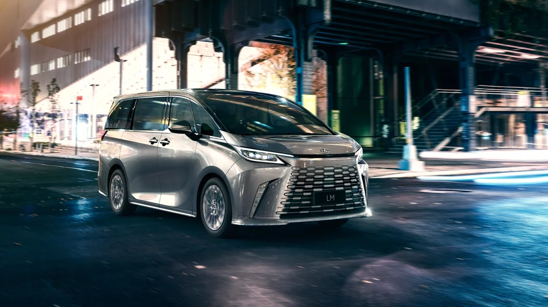 Ο κόσμος αλλάζει: Lexus LM σημαίνει van πολυτελείας