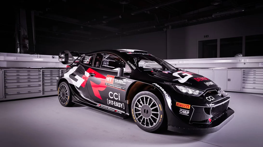 Νέα αγωνιστικά και κάπως σκοτεινά χρώματα για την Toyota