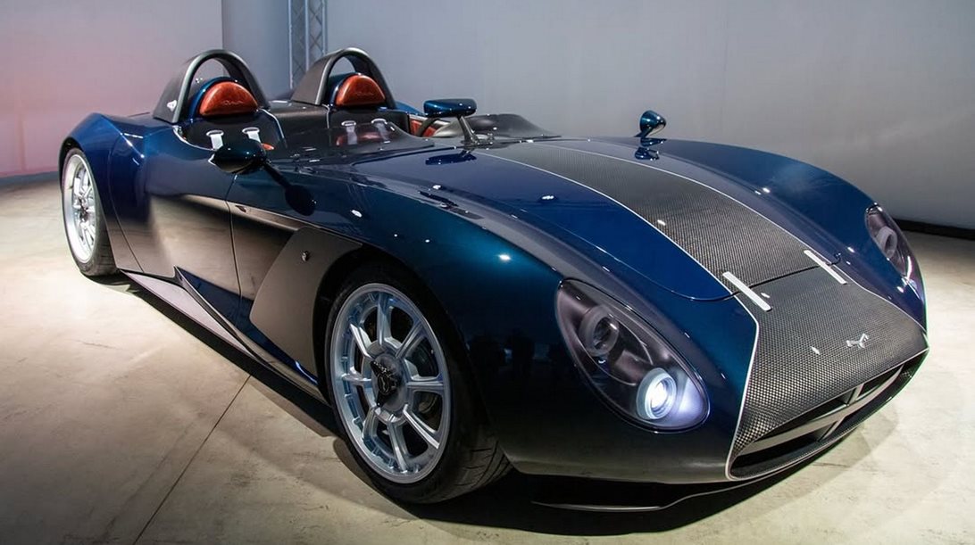 Mignatta Rina: ένα αναλογικό supercar με κινητήρα V8