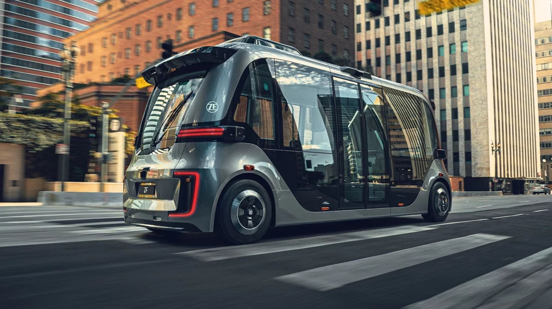 Video: Αυτό το αυτόνομο λεωφορείο της ZF δεν χρειάζεται οδηγό