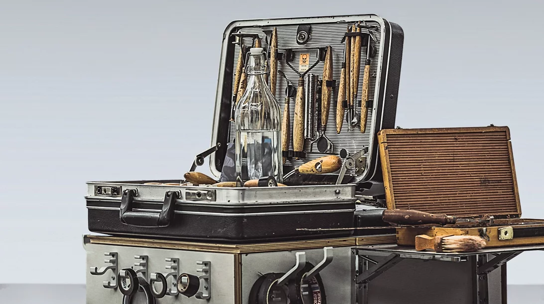 H βαλίτσα ενός "γλύπτη" της Porsche είναι ακόμα χρήσιμη και στην ψηφιακή εποχή