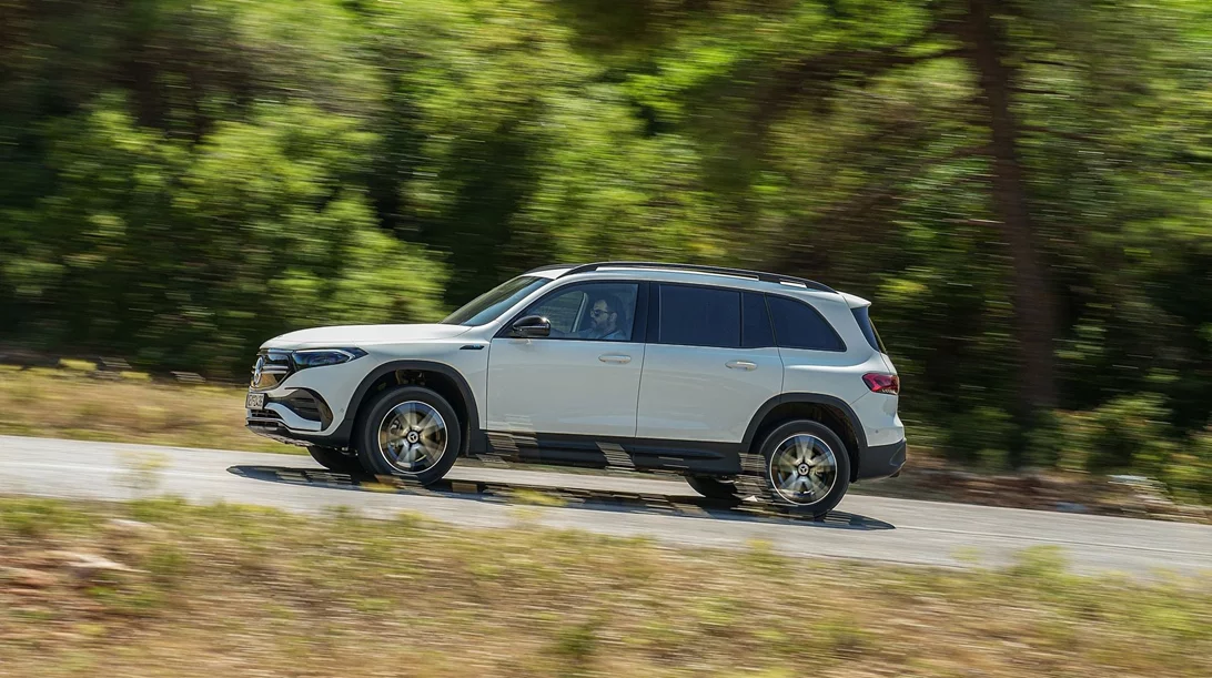 Mercedes EQB 250: Μεγάλη στο μάτι