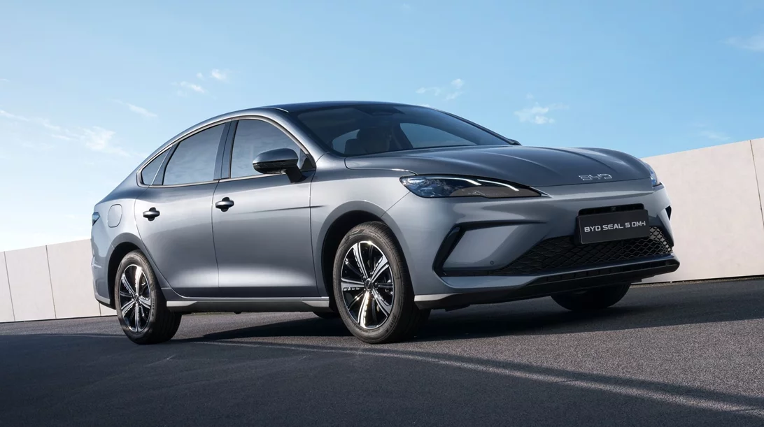 Tο πρώτο ευρωπαϊκό sedan της BYD έρχεται με αυτονομία 1.050 χλμ.
