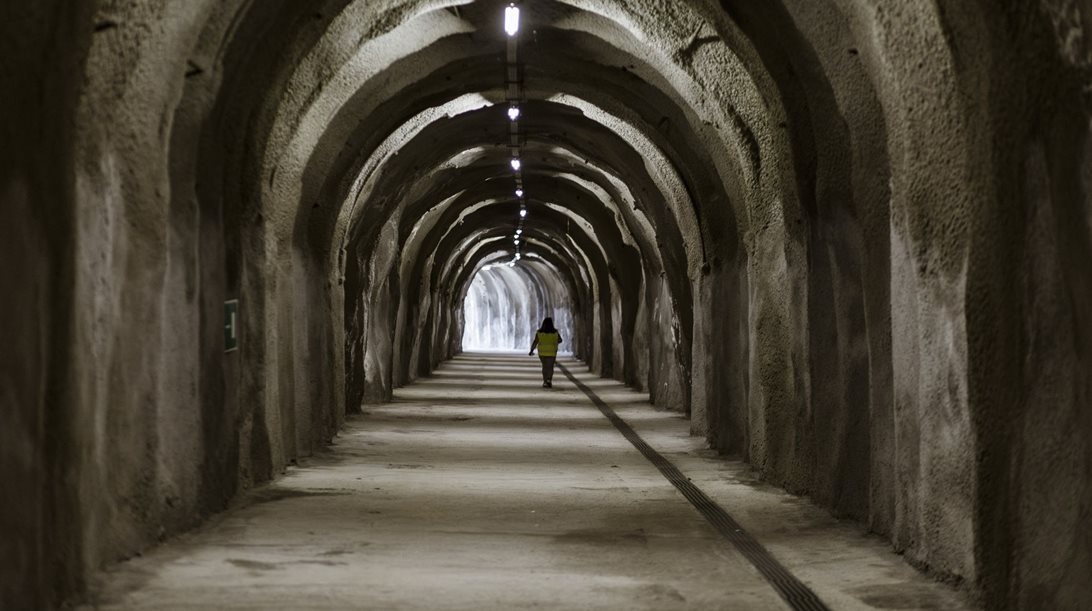 Ολυμπία Οδός: Μπήκαμε στα τούνελ διαφυγής της Κακιάς Σκάλας