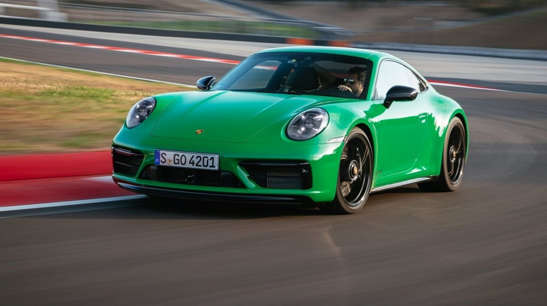 Πόσο απαραίτητη είναι η τετρακίνηση στην 911;