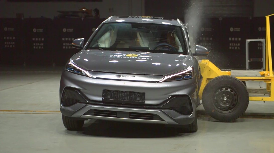 Ηλεκτρικά αυτοκίνητα: Οι Κινέζοι και η εμπιστοσύνη των Ευρωπαίων