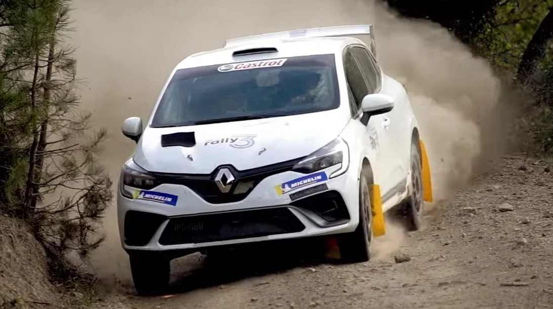 Το Renault Clio Rally3 είναι το πρώτο τετρακίνητο Clio