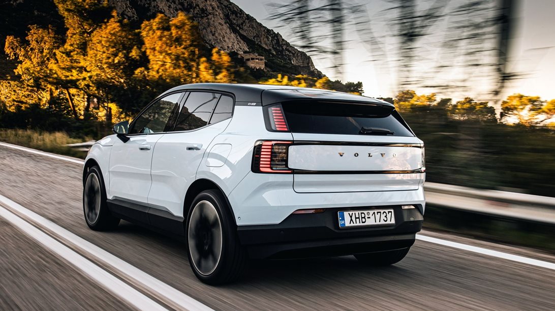 Τα ηλεκτρικά της Volvo 5.000 ευρώ φθηνότερα