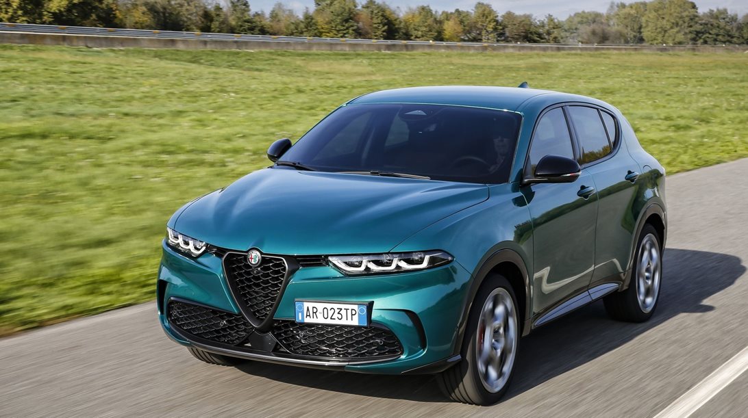 Στην Ελλάδα η Alfa Romeo Tonale Plug-in Hybrid Q4-τιμές και εκδόσεις