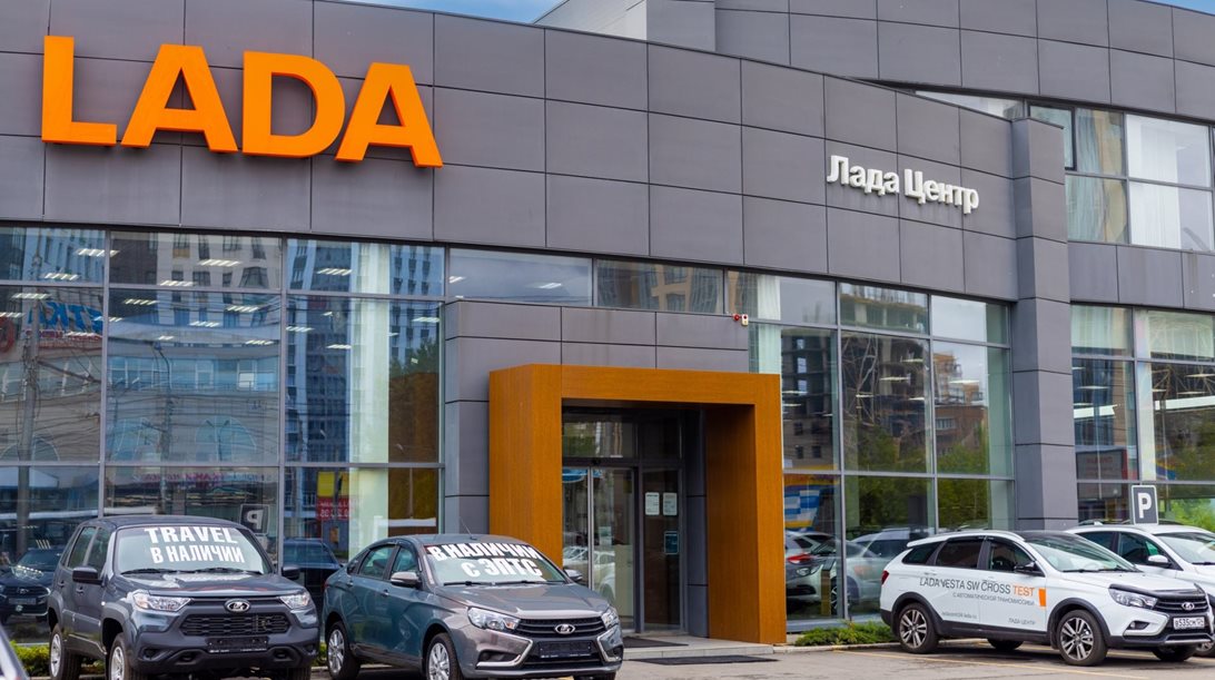 Ρωσία: Έφυγαν οι ξένες αυτοκινητοβιομηχανίες, ήρθαν οι Κινέζοι