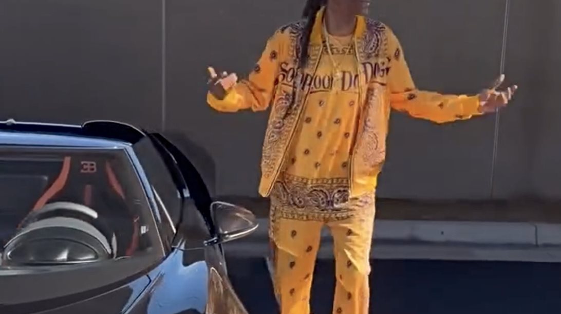 Ο Snoop Dogg "τρελάθηκε" με την Bugatti Mistral του Luka Doncic