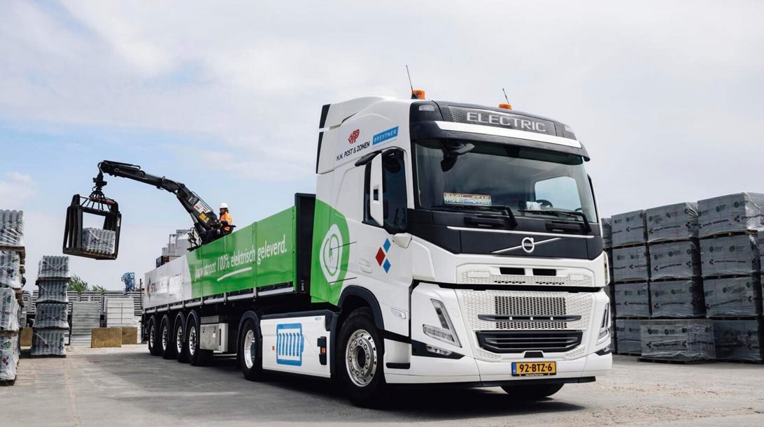 Τα ηλεκτρικά φορτηγά της Volvo έχουν διανύσει 2.000 φορές τον γύρο της Γης σε 5 χρόνια