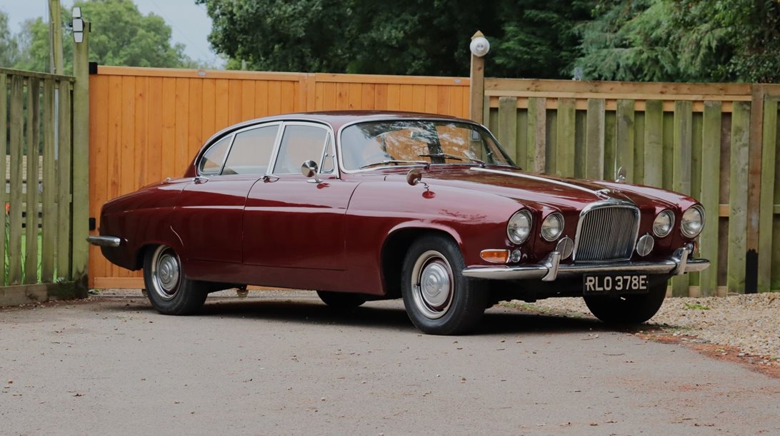 Στο σφυρί αυτή η Jaguar Mark X που ήταν το οικογενειακό αυτοκίνητο της Madonna