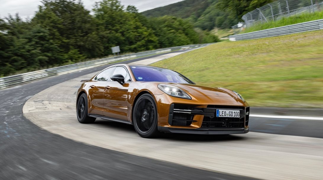 Η νέα Porsche Panamera έκανε ρεκόρ στο Nurburgring