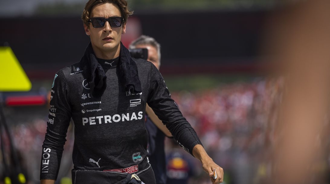 F1: O Russell αποκλείστηκε και χάνει την νίκη στο Βέλγιο-νικητής ο Hamilton