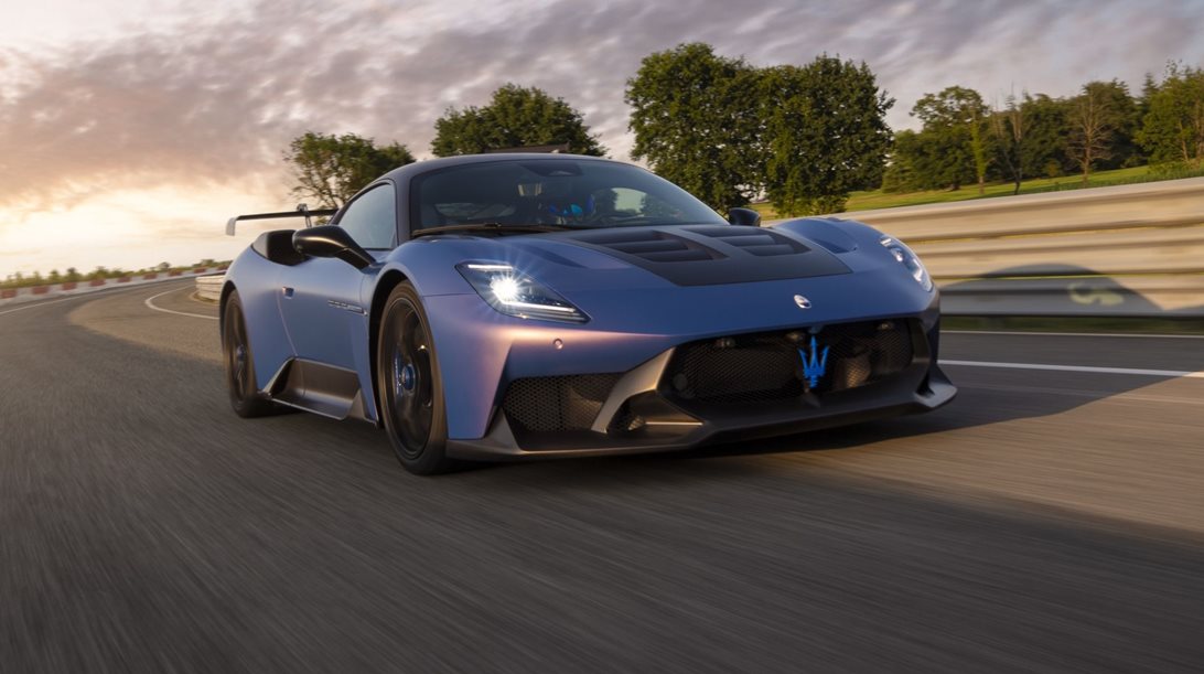 H Maserati GT2 Stradale φέρνει 640 αγωνιστικούς ίππους στον δρόμο