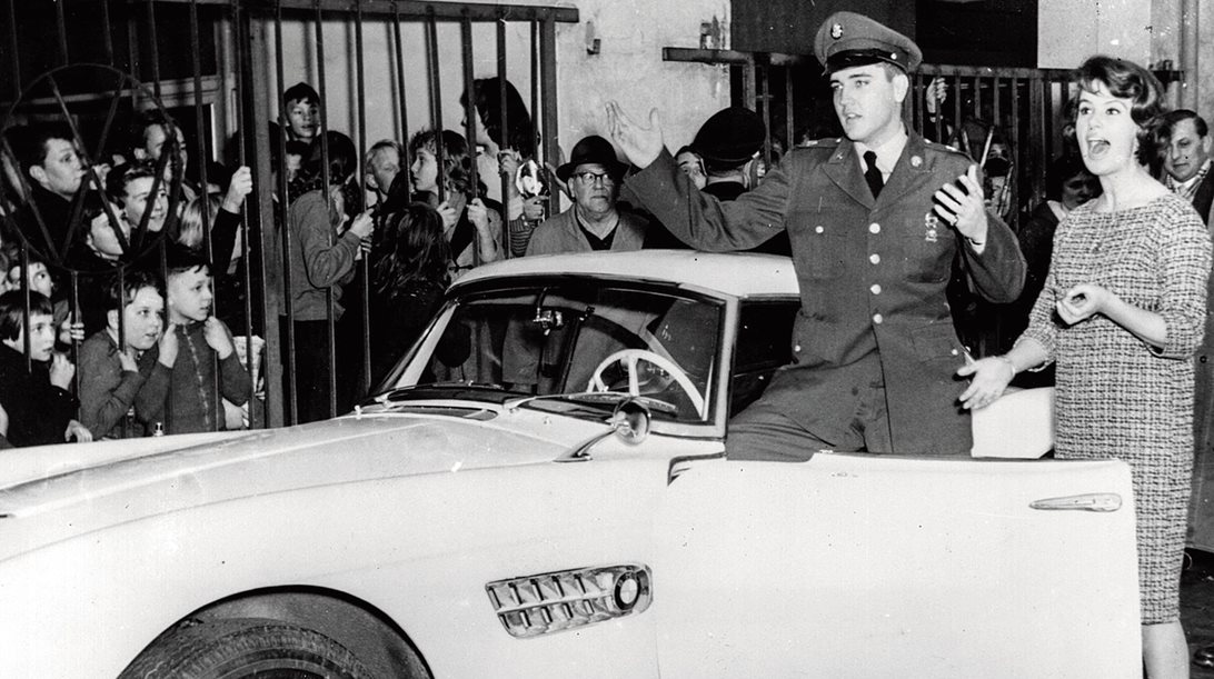 Ο Elvis Presley, τα αυτοκίνητα και οι rock stars