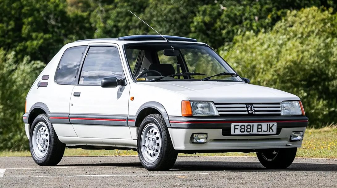 Στο σφυρί το υπέροχο Peugeot 205 GTI του Rowan Atkinson