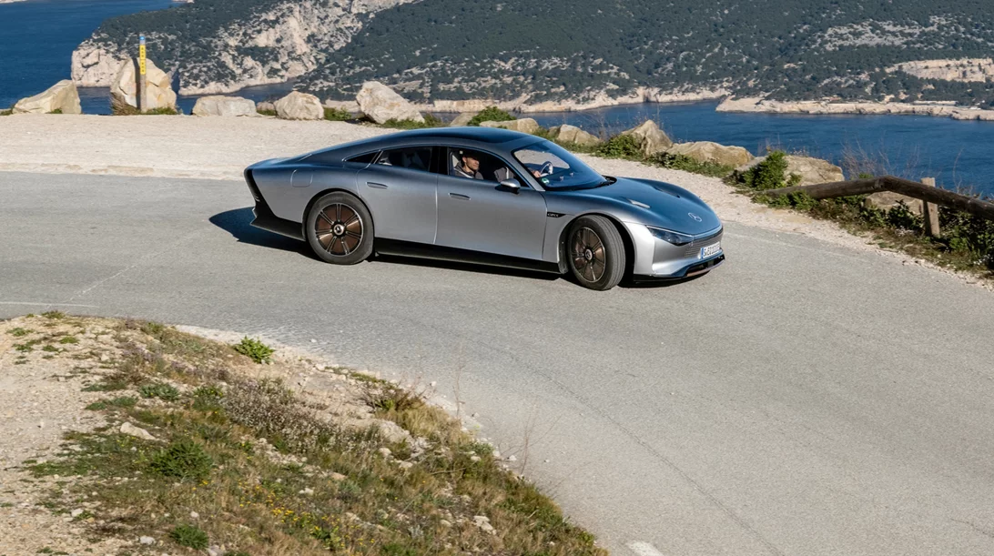 Ταξιδέψαμε με την αμιγώς ηλεκτρική Mercedes Vision EQXX