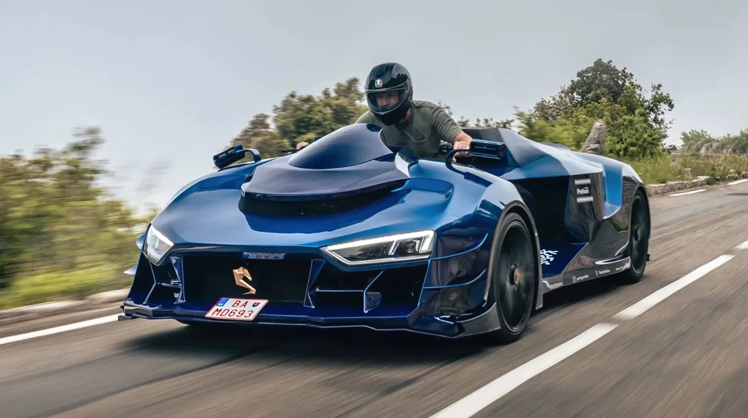 Engler Desat: Δείτε το πρώτο superquad στον κόσμο (εικόνες)