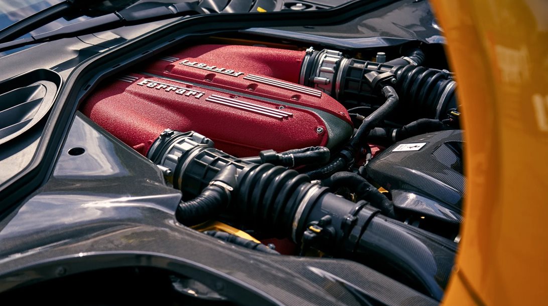 Νέος κινητήρας της Ferrari αλλάζει τα δεδομένα στους V12-πόσο διαφέρουν τα πιστόνια