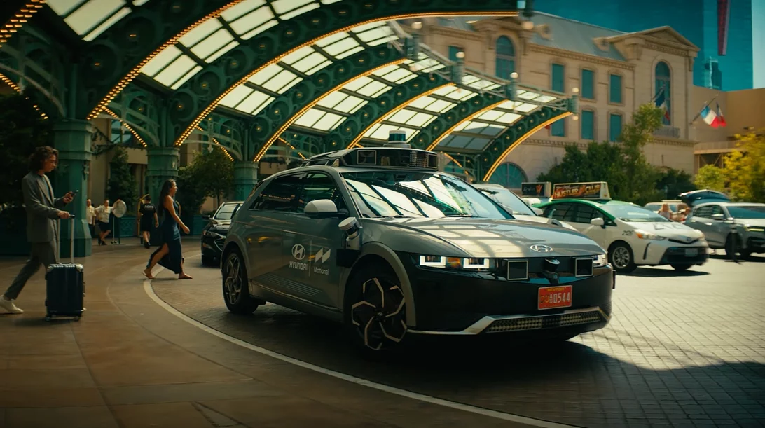 To αυτόνομο Hyundai Ioniq 5 Robotaxi κυκλοφορεί στο Las Vegas