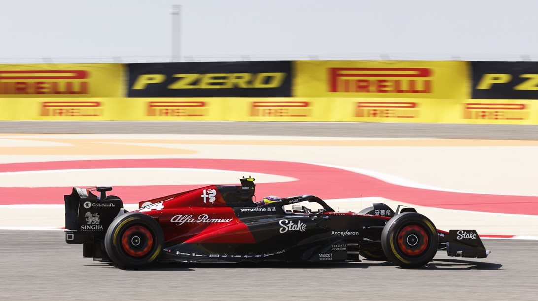 F1 δοκιμές Μπαχρέιν: Έκπληξη από Zhou στην 2η ημέρα