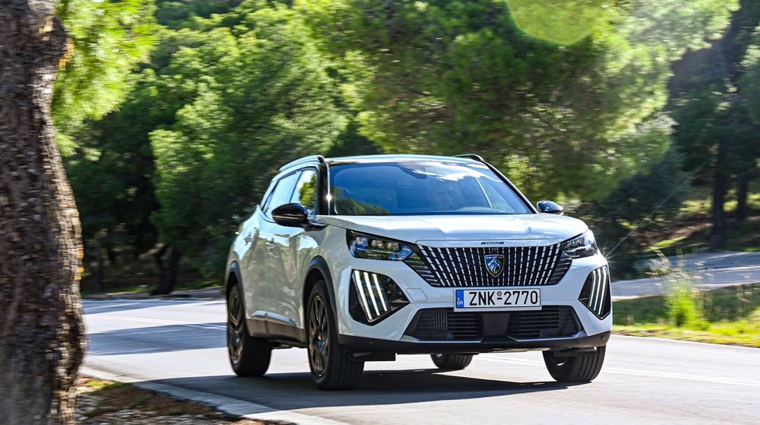 Ακόμα πιο προσιτό το best seller Peugeot 2008 με το νέο υβριδικό σύστημα