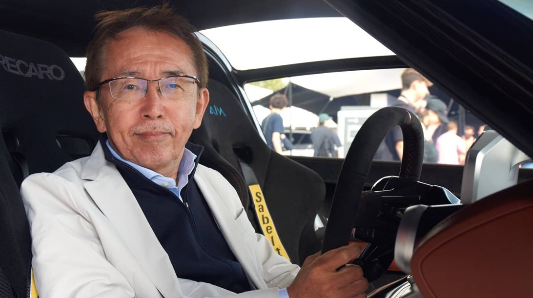 O σχεδιαστής του Nissan GT-R βρίσκει πολύ επιθετική την αισθητική των ηλεκτρικών