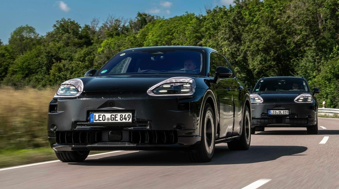 Η Porsche άλλαξε γνώμη-τι προσθέτει στην ηλεκτρική Cayenne