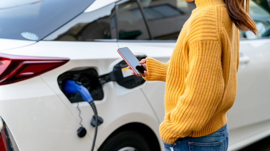Η απλή κίνηση που θα αυξήσει τις πωλήσεις των ηλεκτρικών αυτοκινήτων