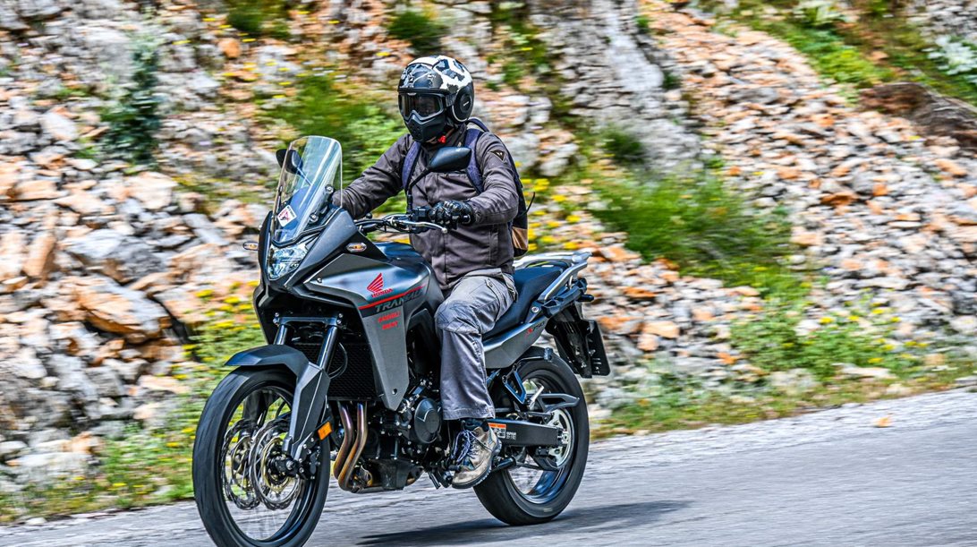Οδηγούμε στην Ελλάδα τη νέα Honda XL750 Transalp