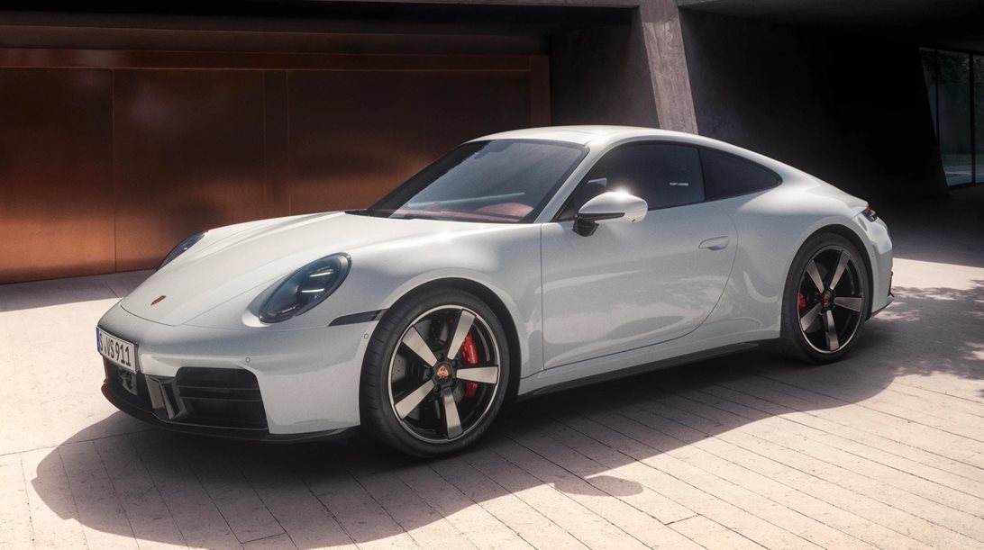 Αυτός πρέπει να είναι ο πιο ηλικιωμένος πελάτης της Porsche