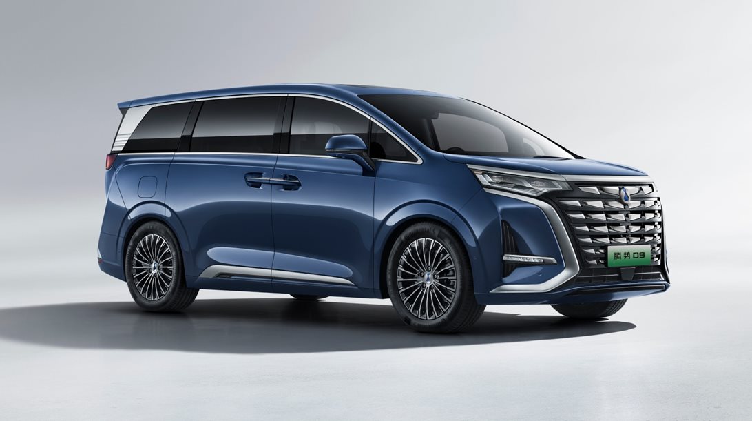 Επίσημο: To Denza D9 πάτησε Ευρώπη