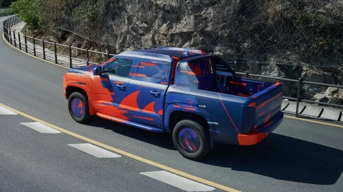 Η BYD ετοιμάζει ηλεκτρικό pick up και έδωσε στην δημοσιότητα φωτογραφίες