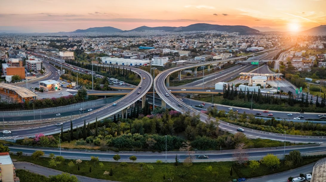 Ποιες αλλαγές θα γίνουν στην Αττική Οδό για να λυθεί το κυκλοφοριακό