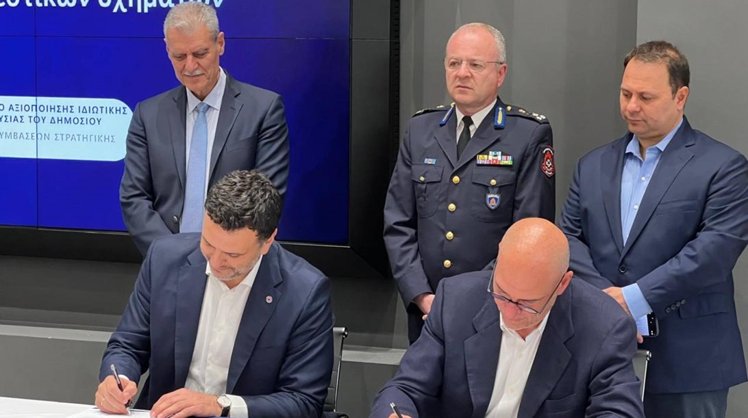 H Πυροσβεστική προσθέτει ακόμα 35 οχήματα στον στόλο της